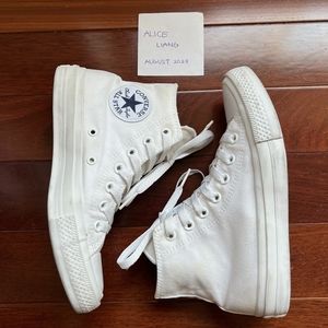 white high top converse chuck taylor